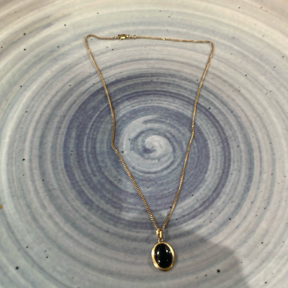 Gold dainty necklace